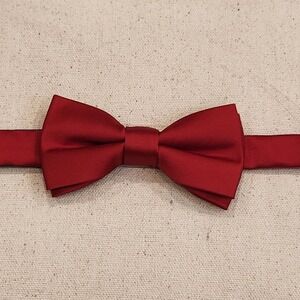 Egara Mens Red Satin Adjustable Bow Tie Formal Prom Wedding Size 13.75 - 18